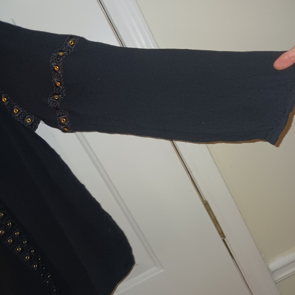 INC Women's Long sleeveBlack  Top with gold embellishment, Size L - Picture 4 of 7